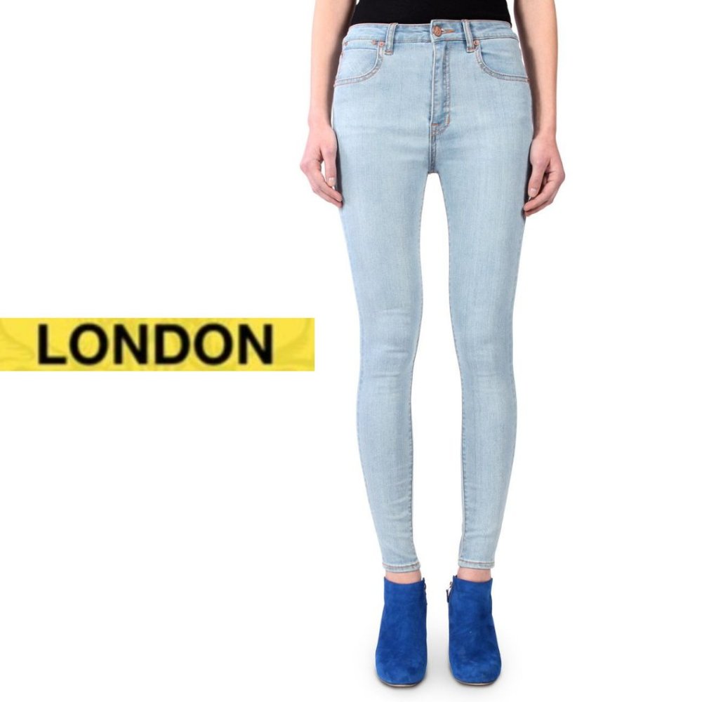 London Low Rise Skinny Fit - Light Wash - Size 5